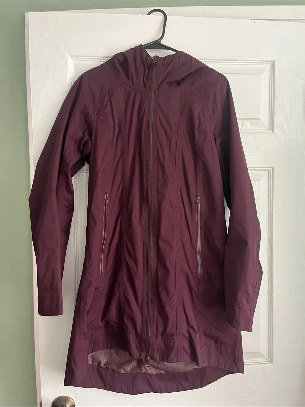 Rain rebel Lululemon Jacket - Burgundy size 6